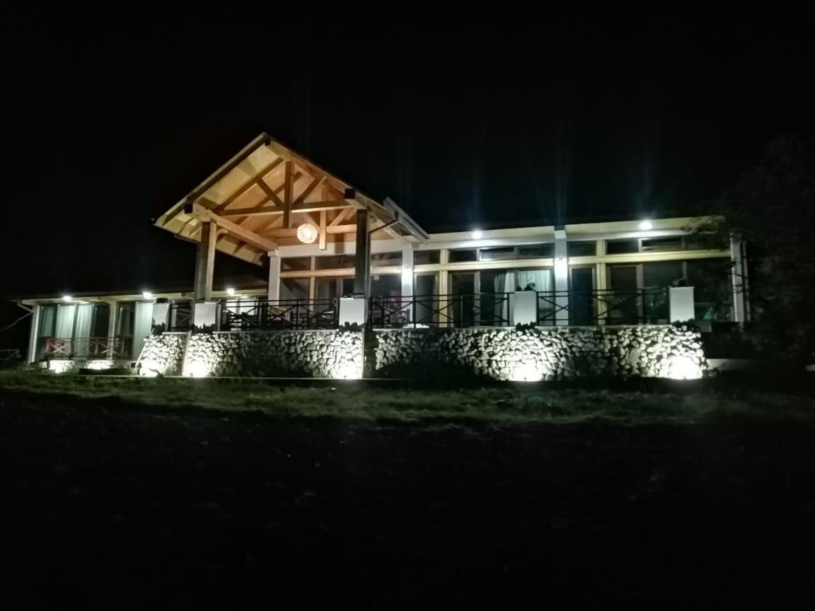 Hotel Belvedere Ambrolauri Exterior foto